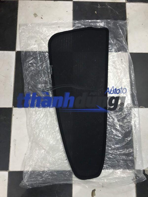 RÈM CHE NẮNG MAZDA 3