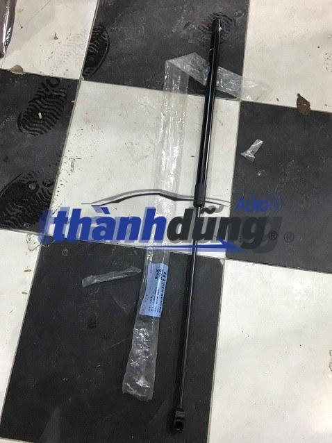 TY CHỐNG NẮP CAPO TOYOTA CAMRY