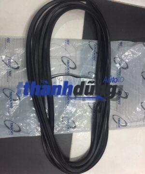 GIOĂNG KÍNH CHẮN GIÓ TRƯỚC MERCEDES SPRINTER 9016710220