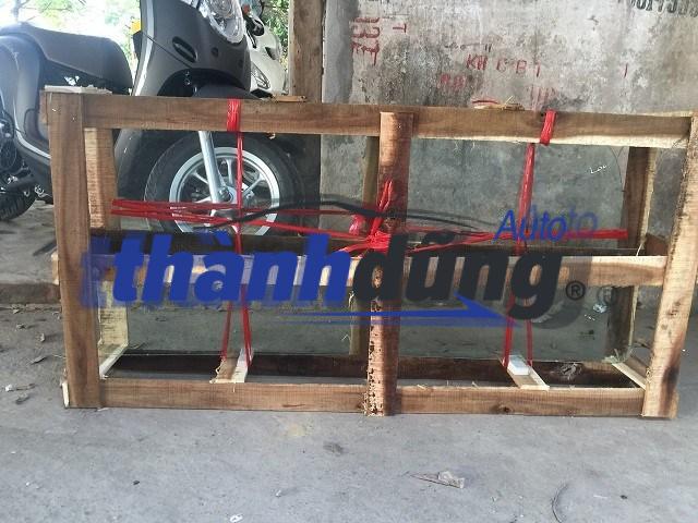 KÍNH CỐP HẬU SUZUKI 5 TẠ