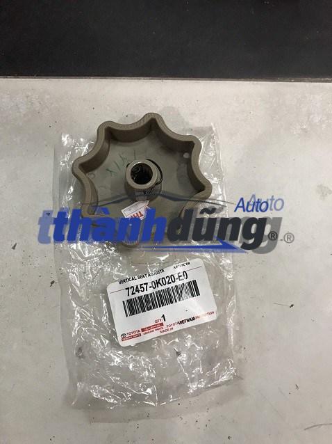 NÚM ĐIỀU CHỈNH GHẾ TOYOTA INNOVA