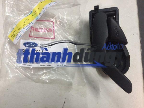 TAY MỞ TRONG FORD ESCAPE