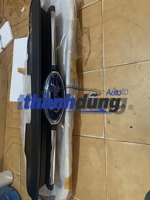 CA LĂNG FORD TOURNEO