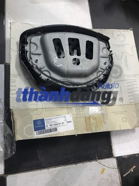 NẮP ĐẬY/ NÚM CÒI VÔ LĂNG MERCEDES SPRINTER