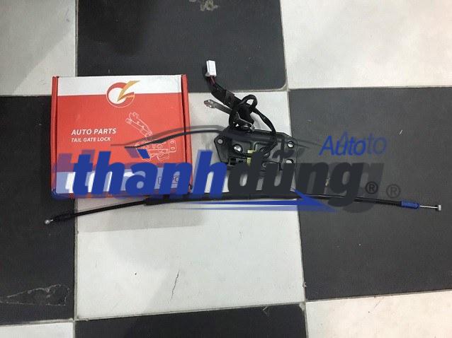 Ổ NGẬM KHÓA CỐP HẬU TOYOTA HIACE