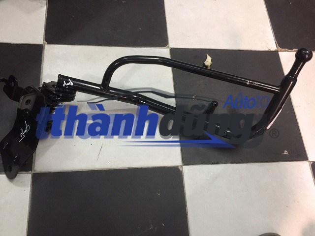 GỌNG GƯƠNG ISUZU QKR