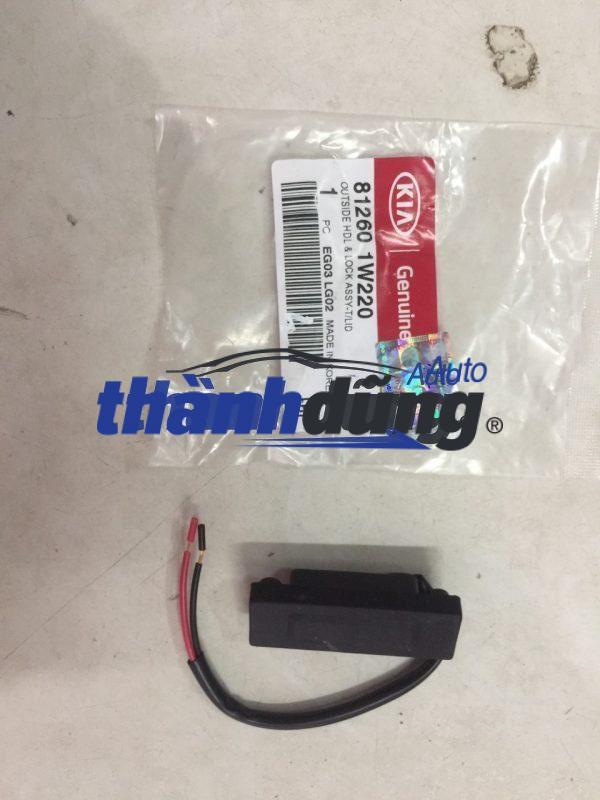 CÔNG TẮC MỞ CỐP HẬU KIA MORNING 812601W220