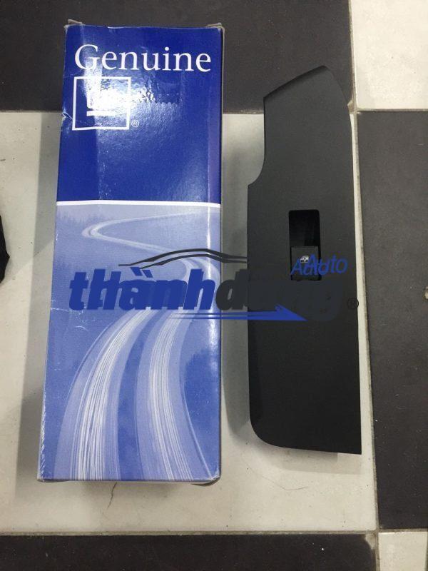 CÔNG TẮC LÊN XUỐNG KÍNH CHEVROLET CAPTIVA 96628546