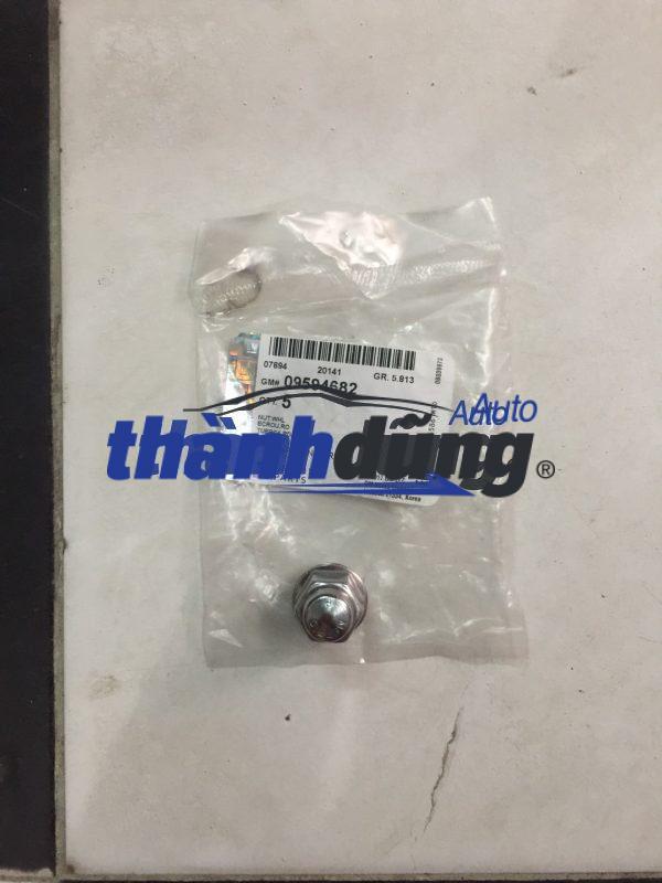 TẮC KÊ CHEVROLET CRUZE