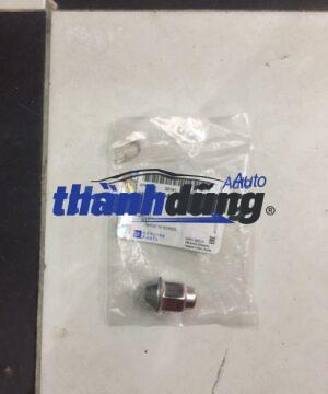 TẮC KÊ CHEVROLET CRUZE