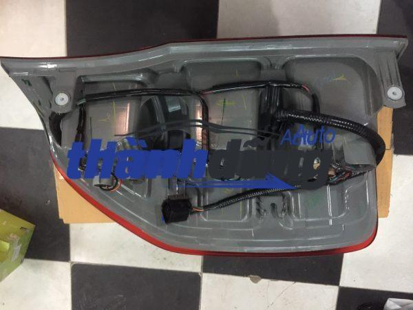 ĐÈN HẬU PHẢI FORD RANGER