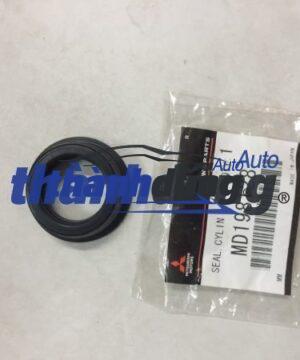 GIOĂNG BUGI MITSUBISHI PAJERO, GRANDIS