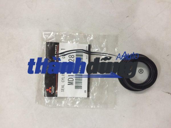 GIOĂNG BUGI MITSUBISHI PAJERO, GRANDIS