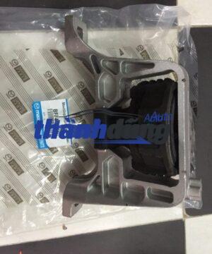 CHÂN MÁY DẦU MAZDA 3