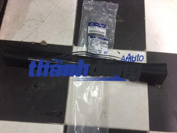 ỐP NHỰA KHUNG CỬA HYUNDAI I10 GRAND