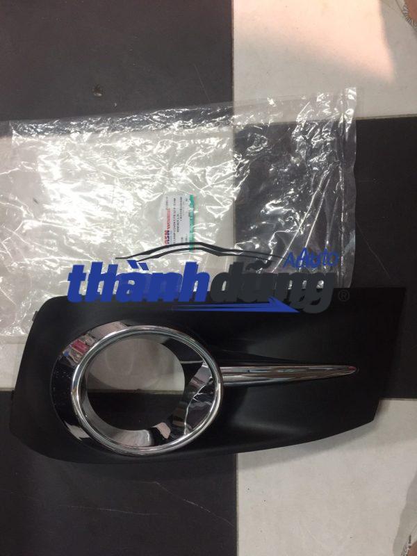 ỐP ĐÈN GẦM TOYOTA FORTUNER