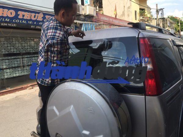 KÍNH CỐP HẬU FORD EVEREST