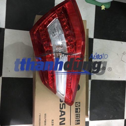ĐÈN HẬU PHẢI NISSAN TEANA