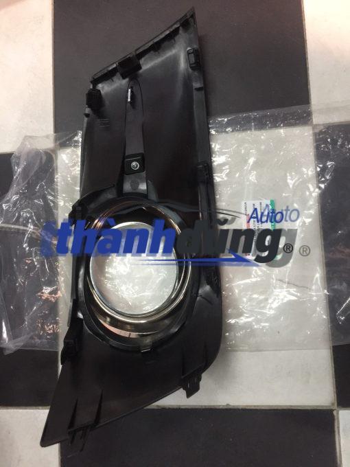 ỐP ĐÈN CẢN TRƯỚC/ GẦM TOYOTA FORTUNER