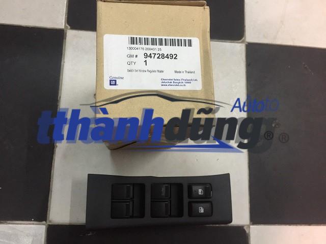 CÔNG TẮC LÊN KÍNH CHEVROLET COLORADO