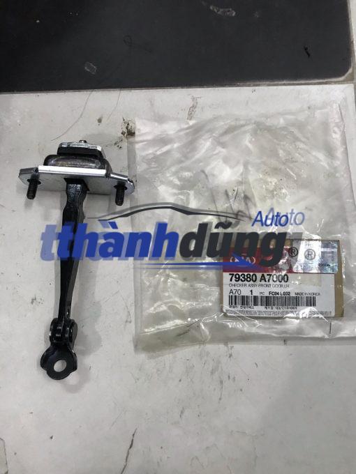 HẠN CHẾ CÁNH CỬA KIA CERATO