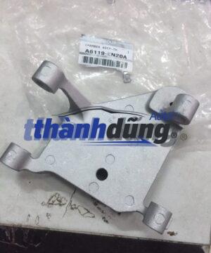 GIÁ ĐỠ CHÂN MÁY NISSAN LIVINA