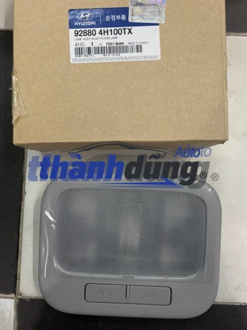 ĐÈN TRẦN TRƯỚC HYUNDAI STAREX