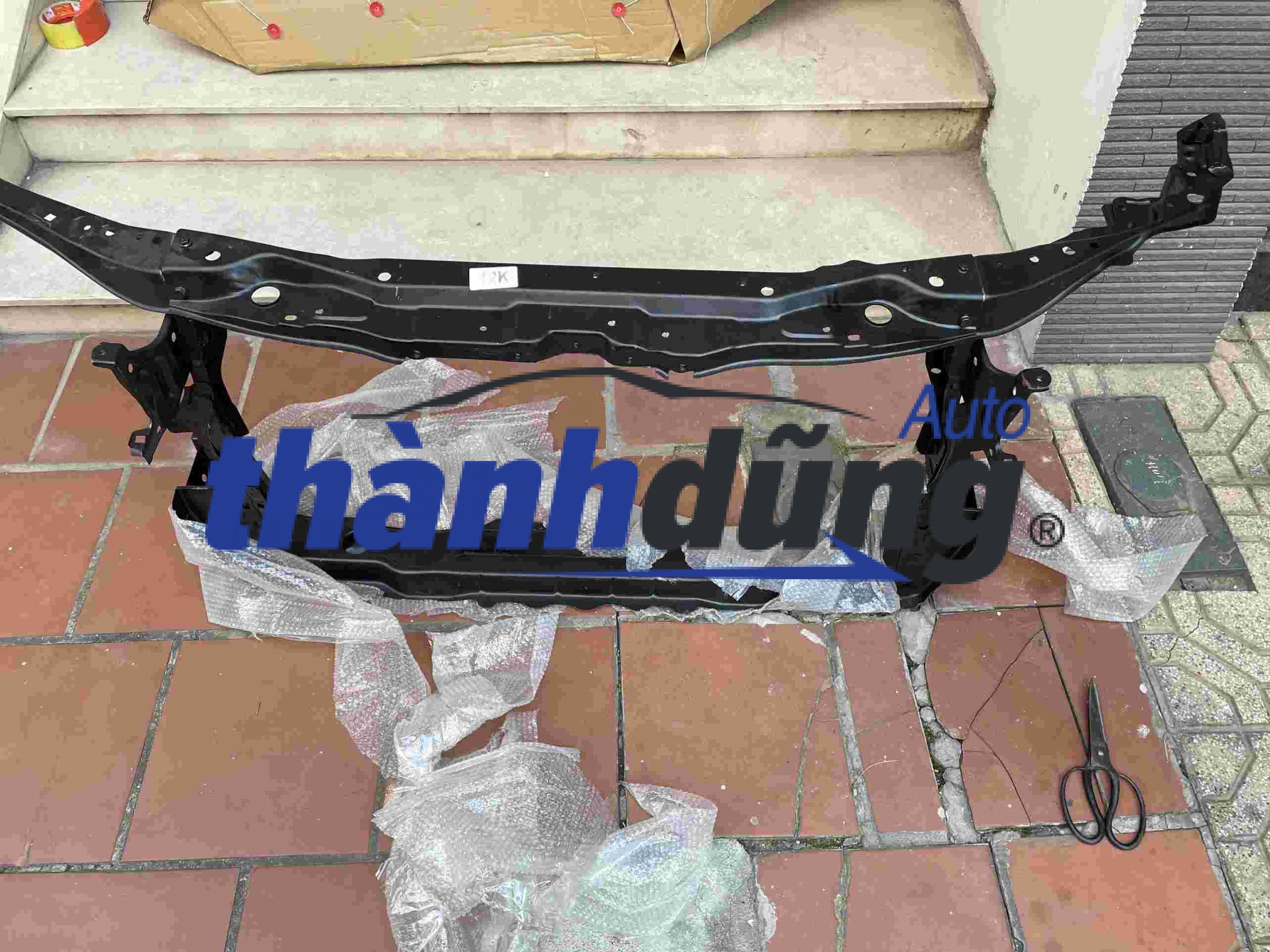 KHUNG XƯƠNG KÉT NƯỚC TOYOTA CAMRY