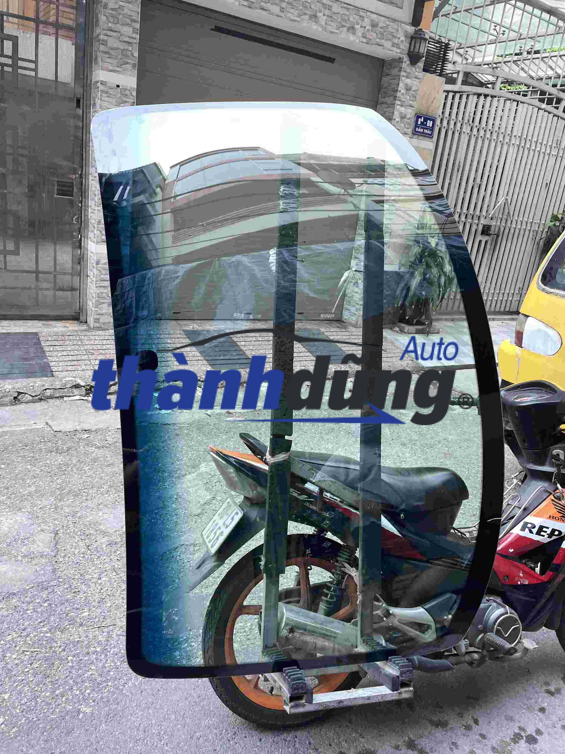 KÍNH CHẮN GIÓ HYUNDAI LIBERO