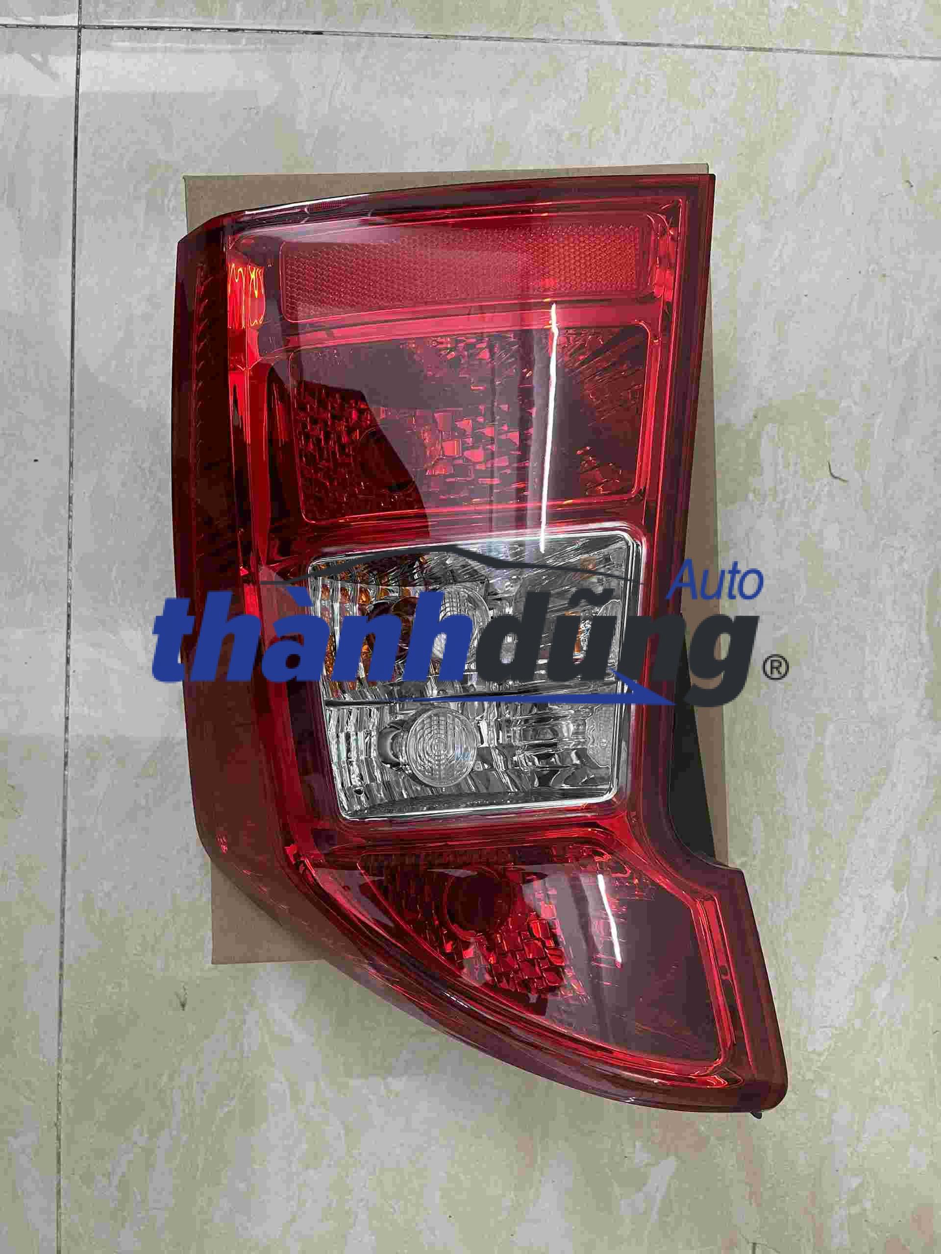 ĐÈN HẬU TRÁI KIA CARENS