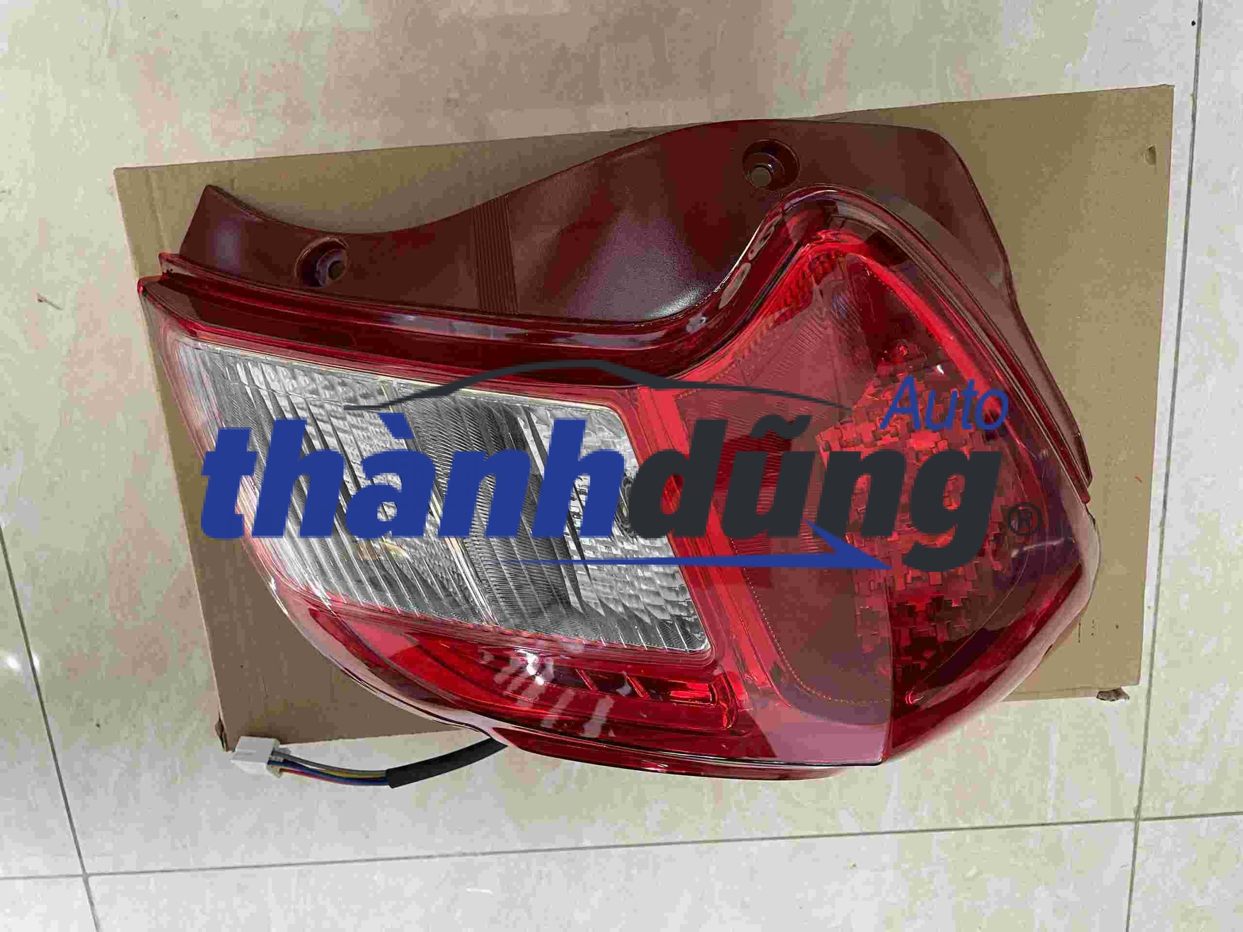 ĐÈN HẬU PHẢI VINFAST FADIL