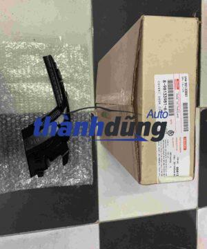 ỐP CHÂN KÍNH CHẮN GIÓ TRƯỚC ISUZU DMAX