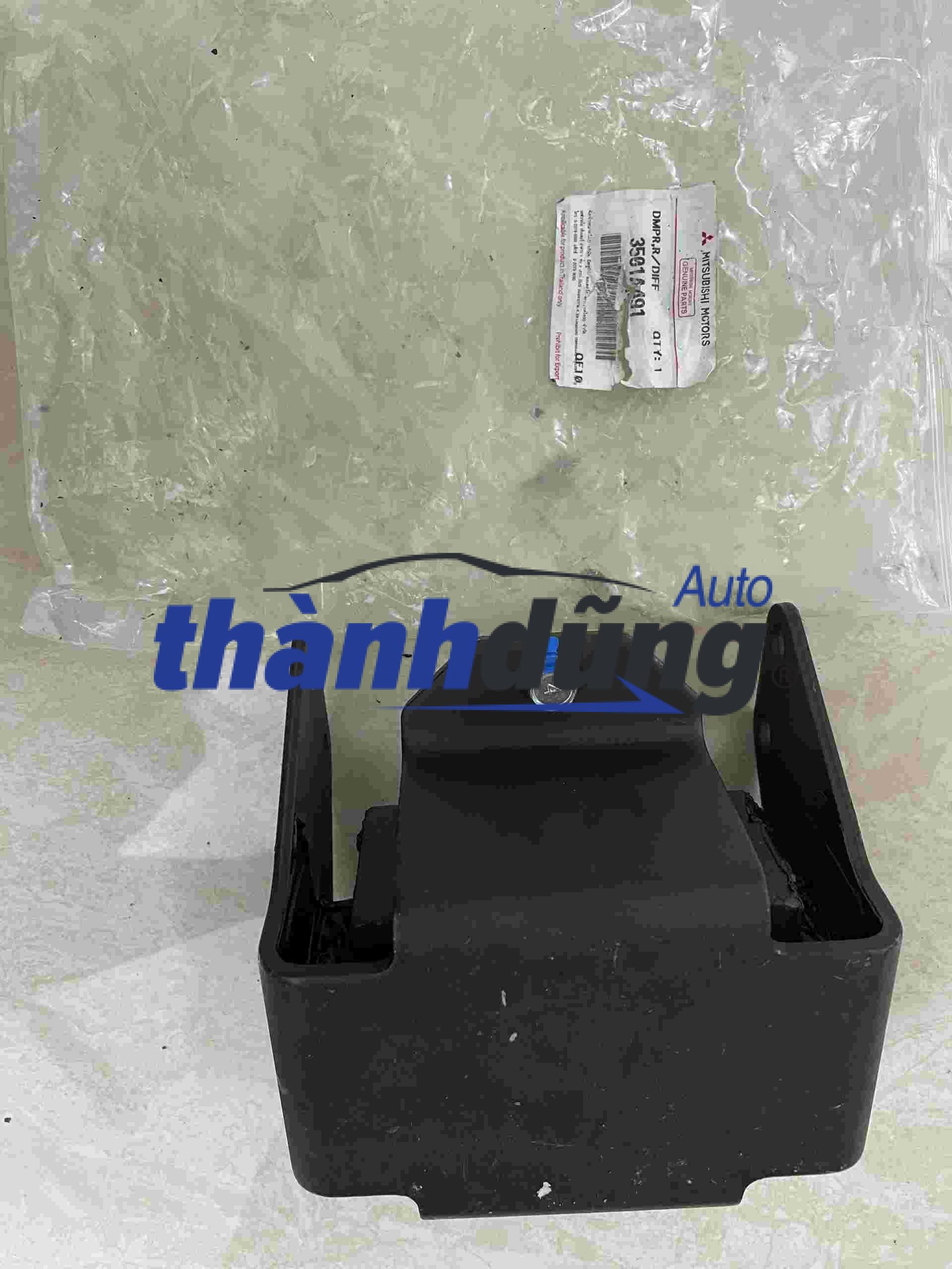 CAO SU GIẢM CHẤN CÁT ĐĂNG MITSUBISHI PAJERO