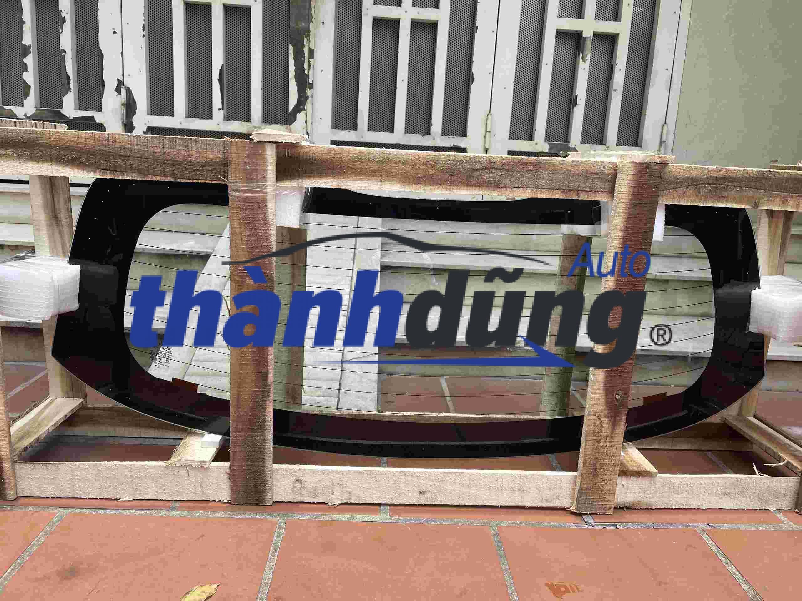 KÍNH CỐP HẬU MITSUBISHI ATTRAGE 2019