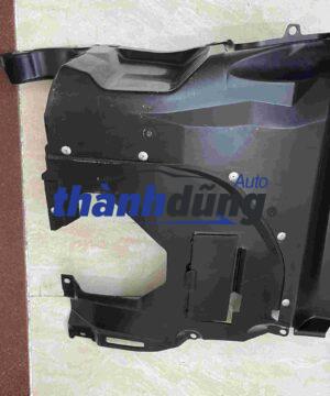 CHẮN BÙN ĐỘNG CƠ PHẢI FORD ESCAPE