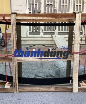 KÍNH CHẮN GIÓ TRƯỚC FORD EVEREST