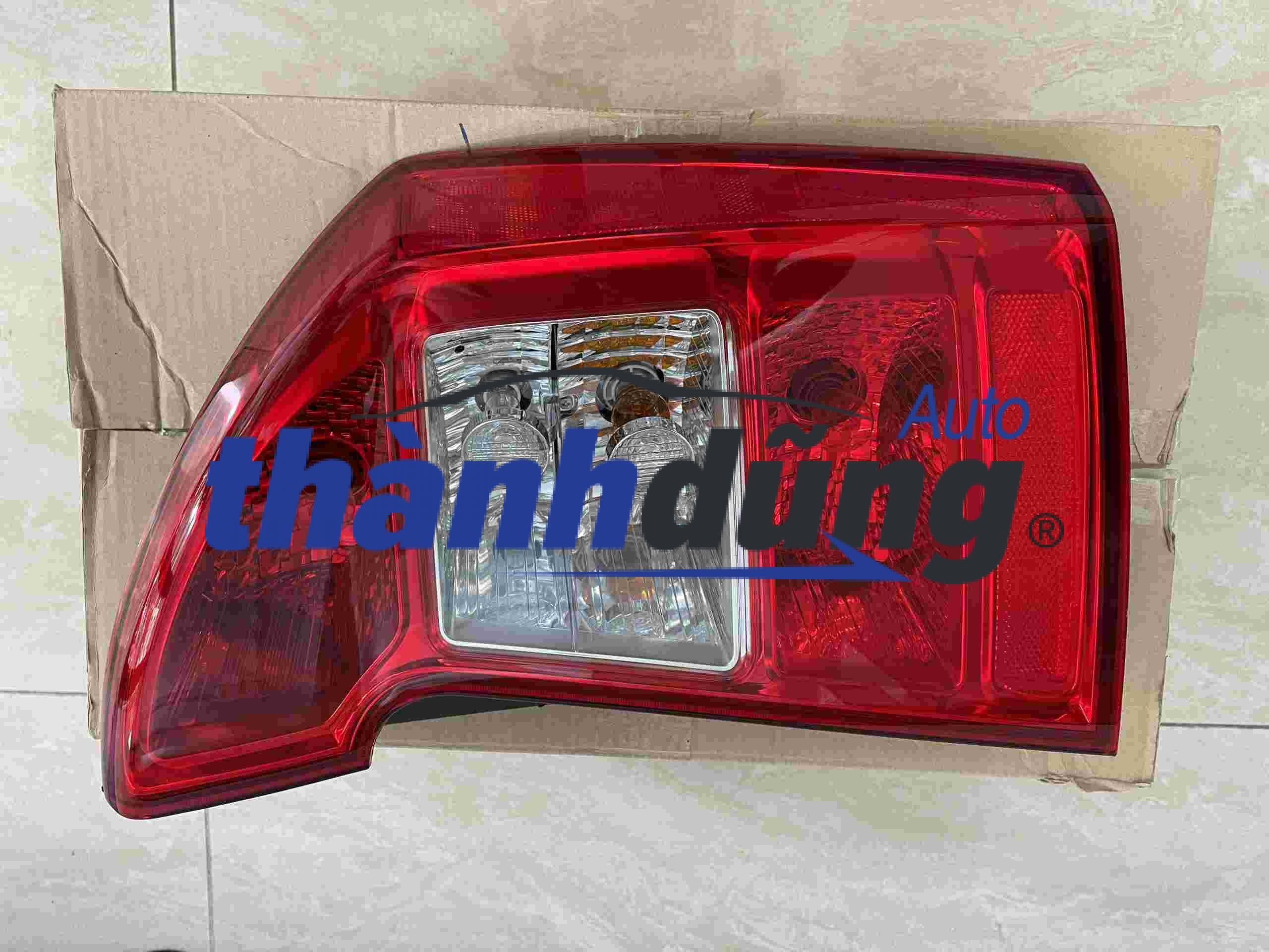 ĐÈN HẬU PHẢI KIA CARENS