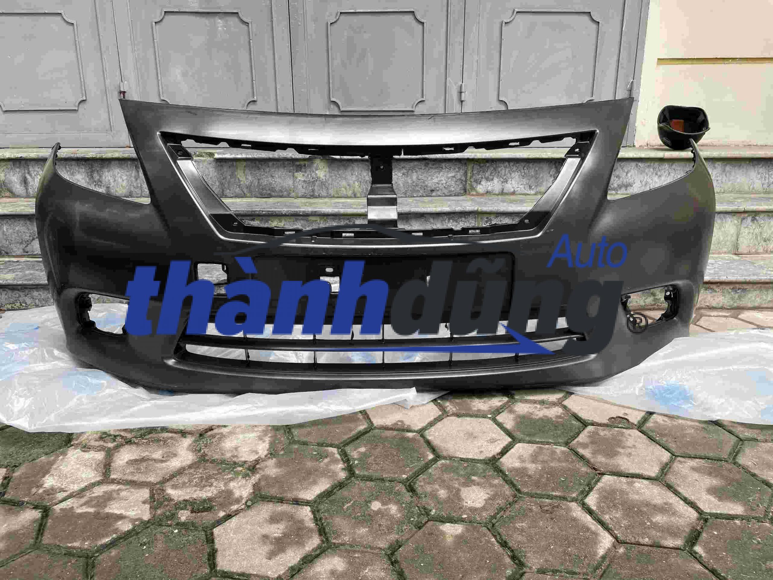 CẢN TRƯỚC NISSAN SUNNY