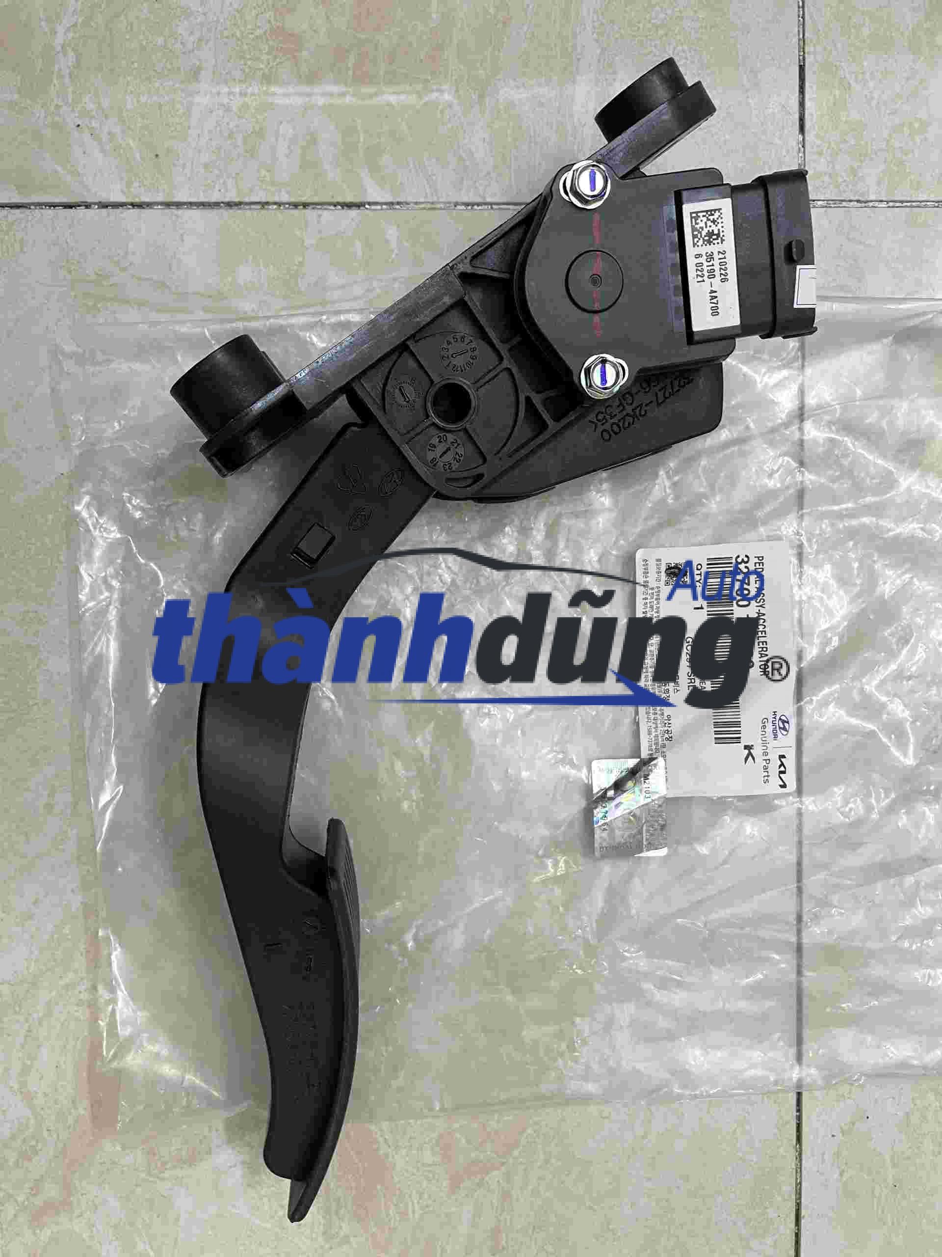 BÀN ĐẠP CHÂN GA KIA MORNING CHÍNH HÃNG