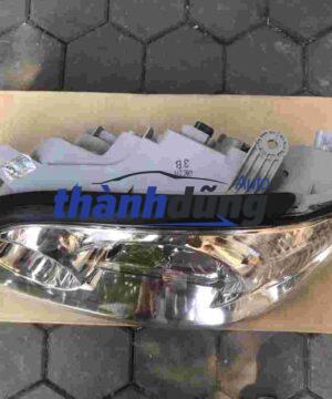 ĐÈN PHA PHẢI KIA CARNIVAL