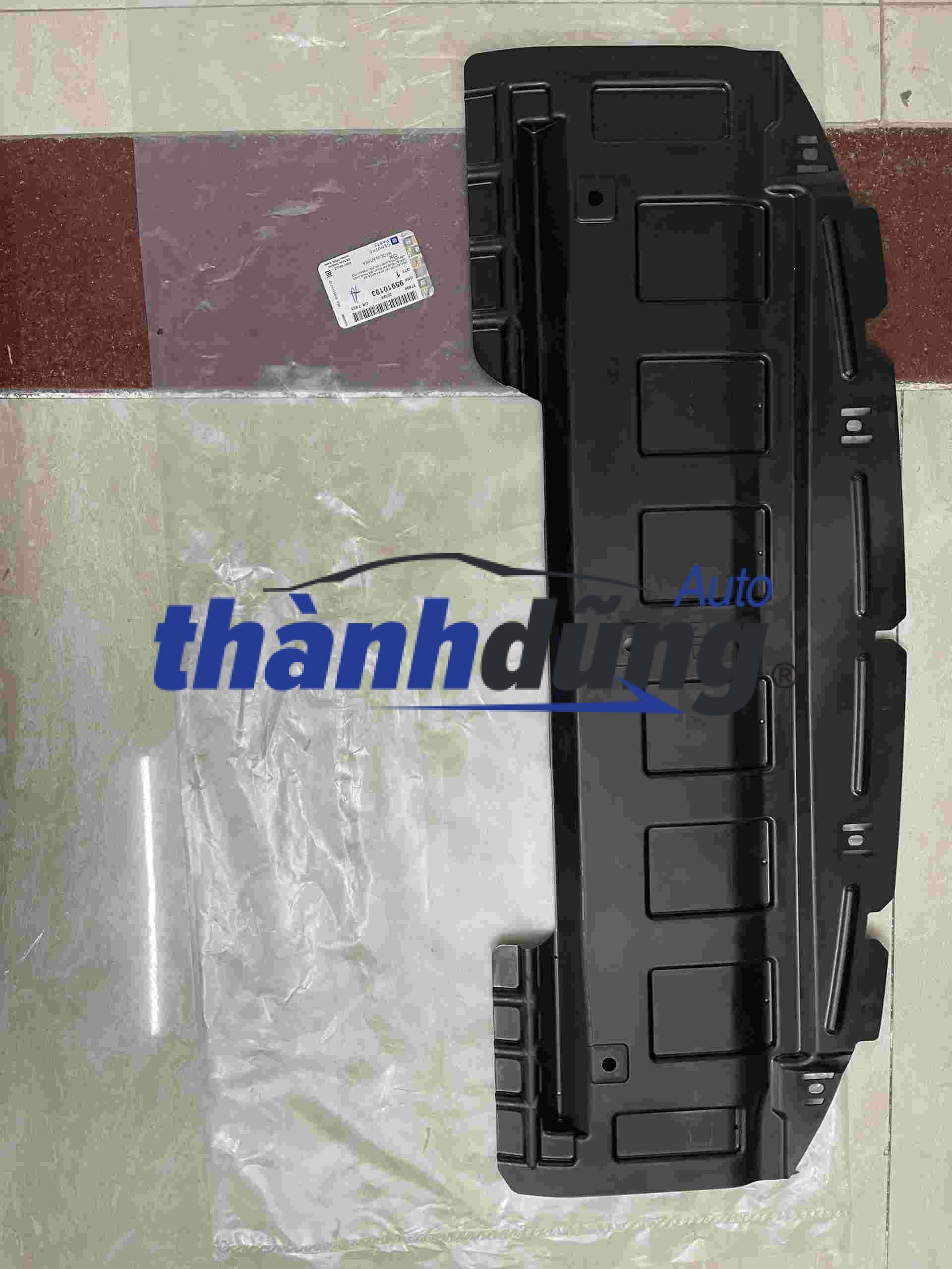 CHẮN BÙN GẦM MÁY GIỮA CHEVROLET SPARK