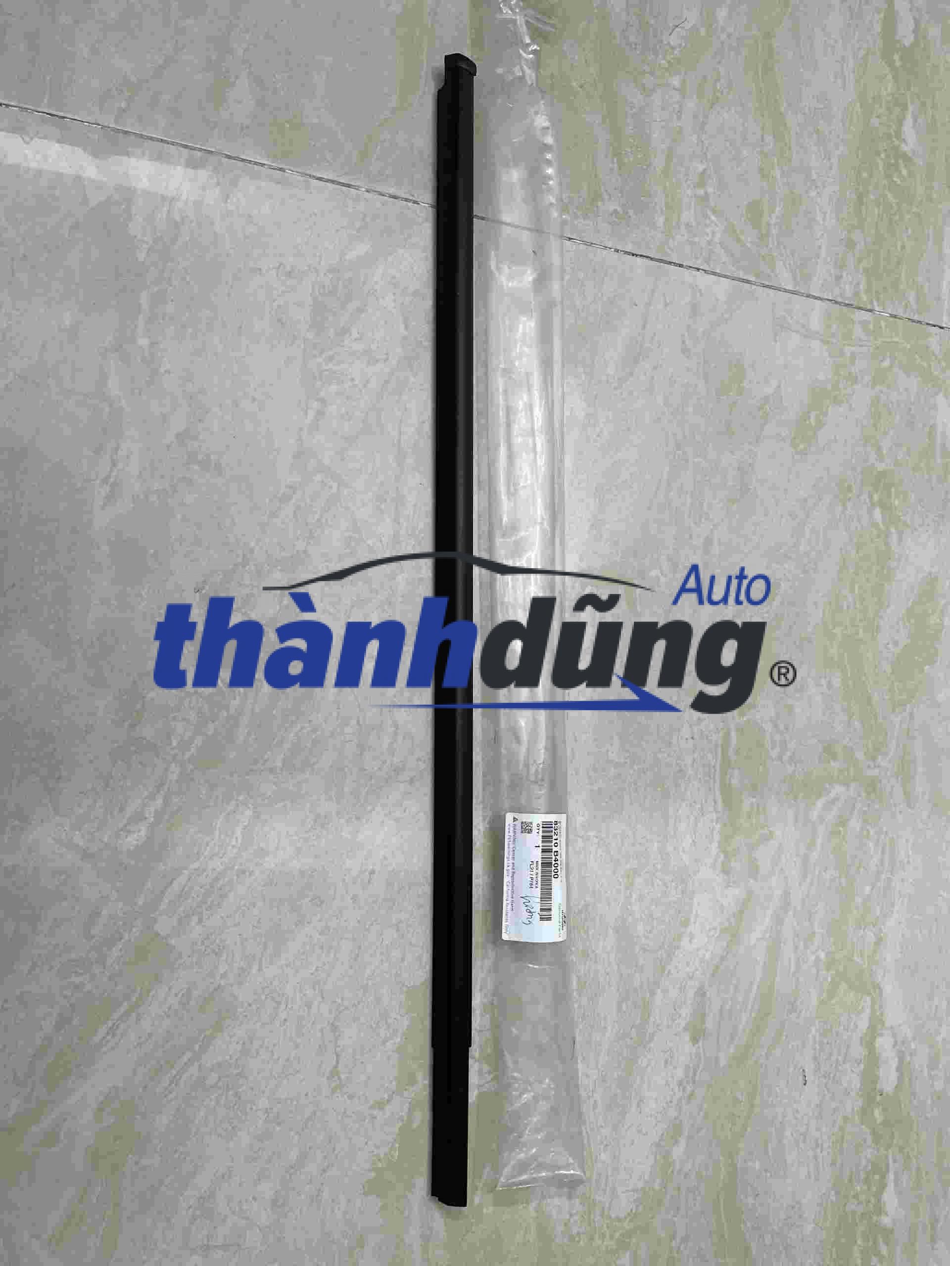 NẸP CHÂN KÍNH SAU HYUNDAI I10 GRAND