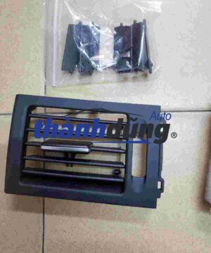 NẮP CỬA GIÓ DIỀU HÒA MERCEDES C200, C230, C250, C300 W204