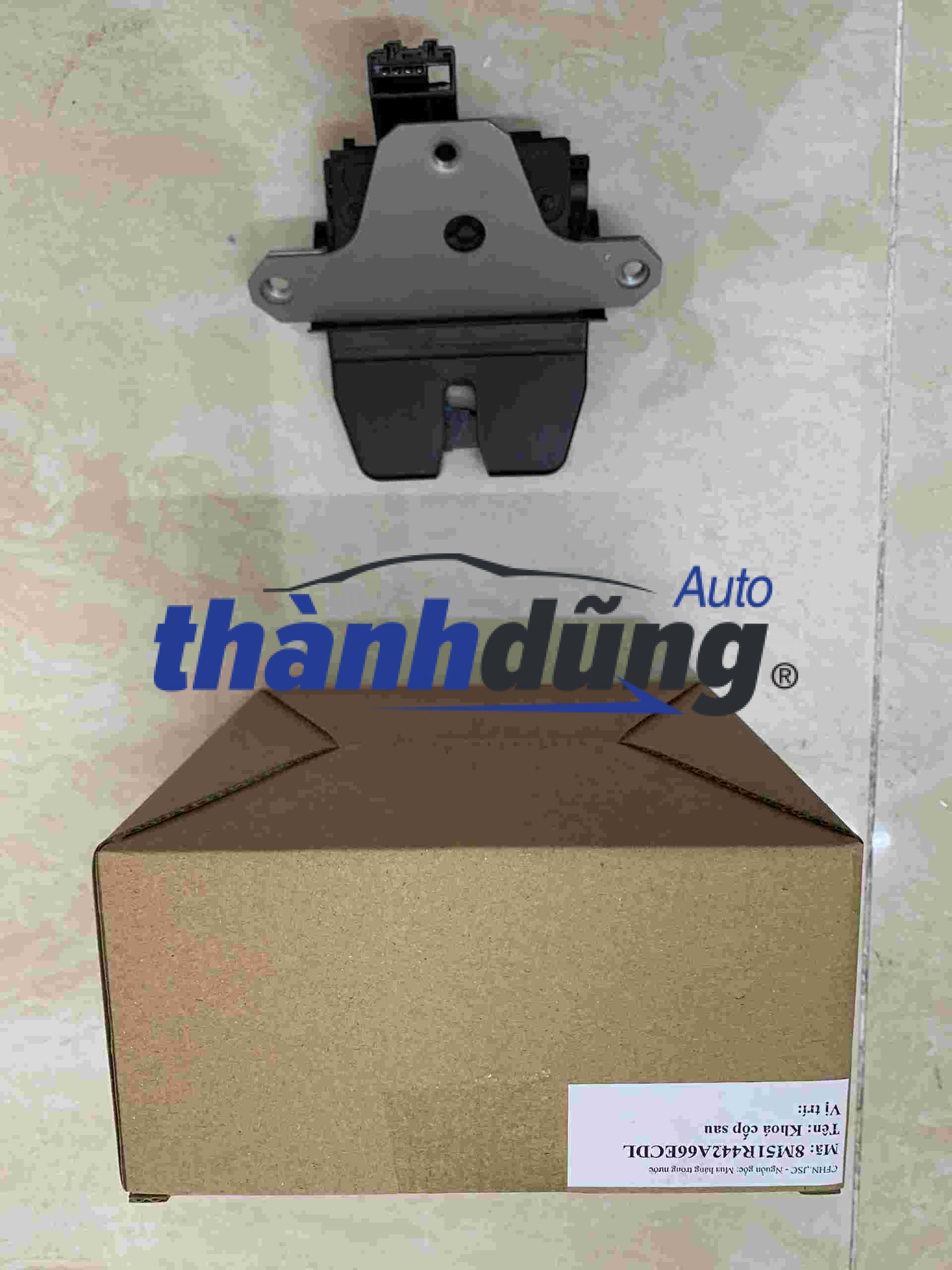 Ổ NGẬM KHÓA CỐP HẬU FORD FOCUS