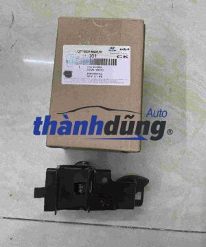 TAY MỞ CỬA TRONG HYUNDAI MIGHTY 2