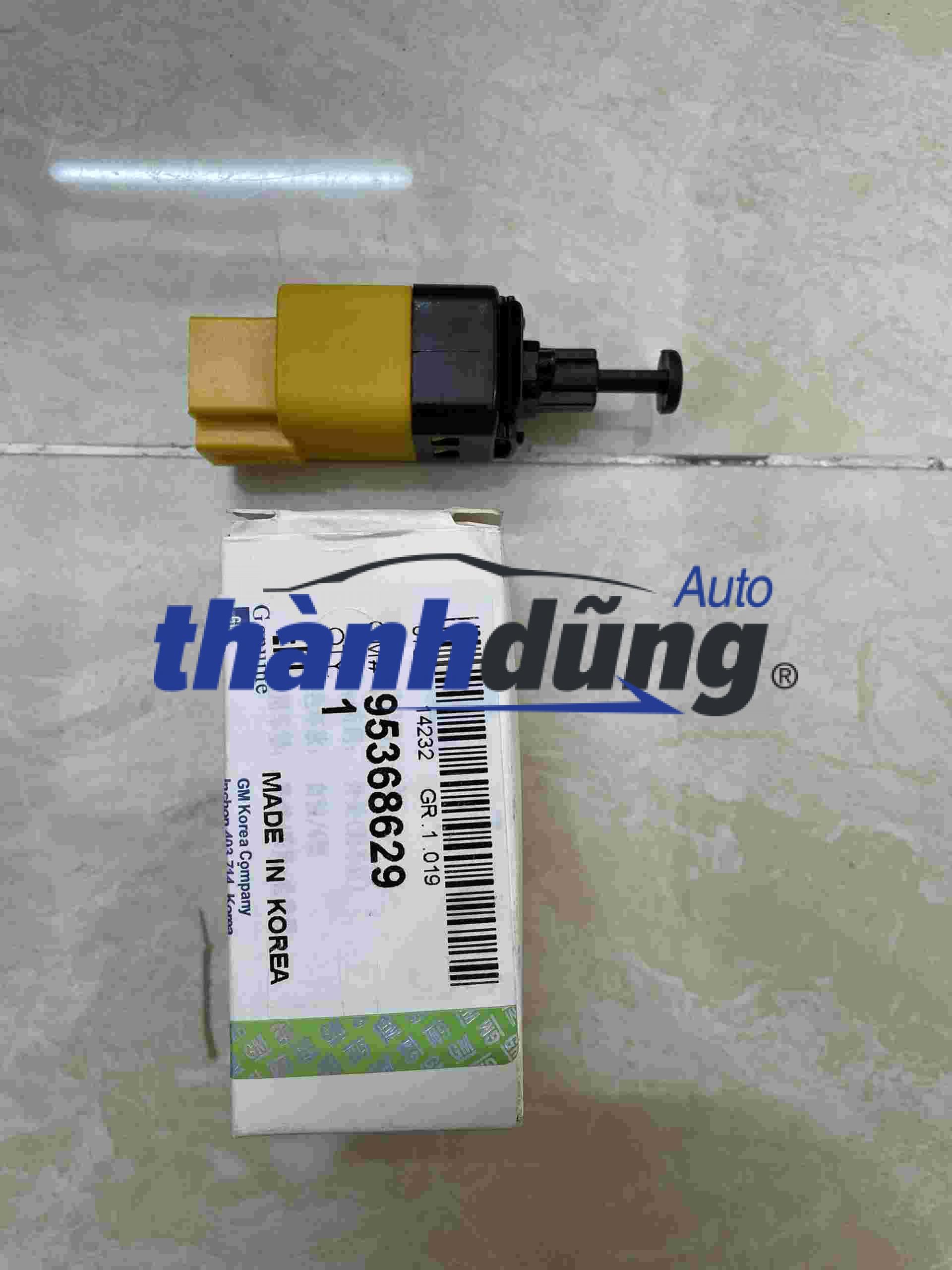 CÔNG TẮC CHÂN PHANH CHEVROLET SPARK