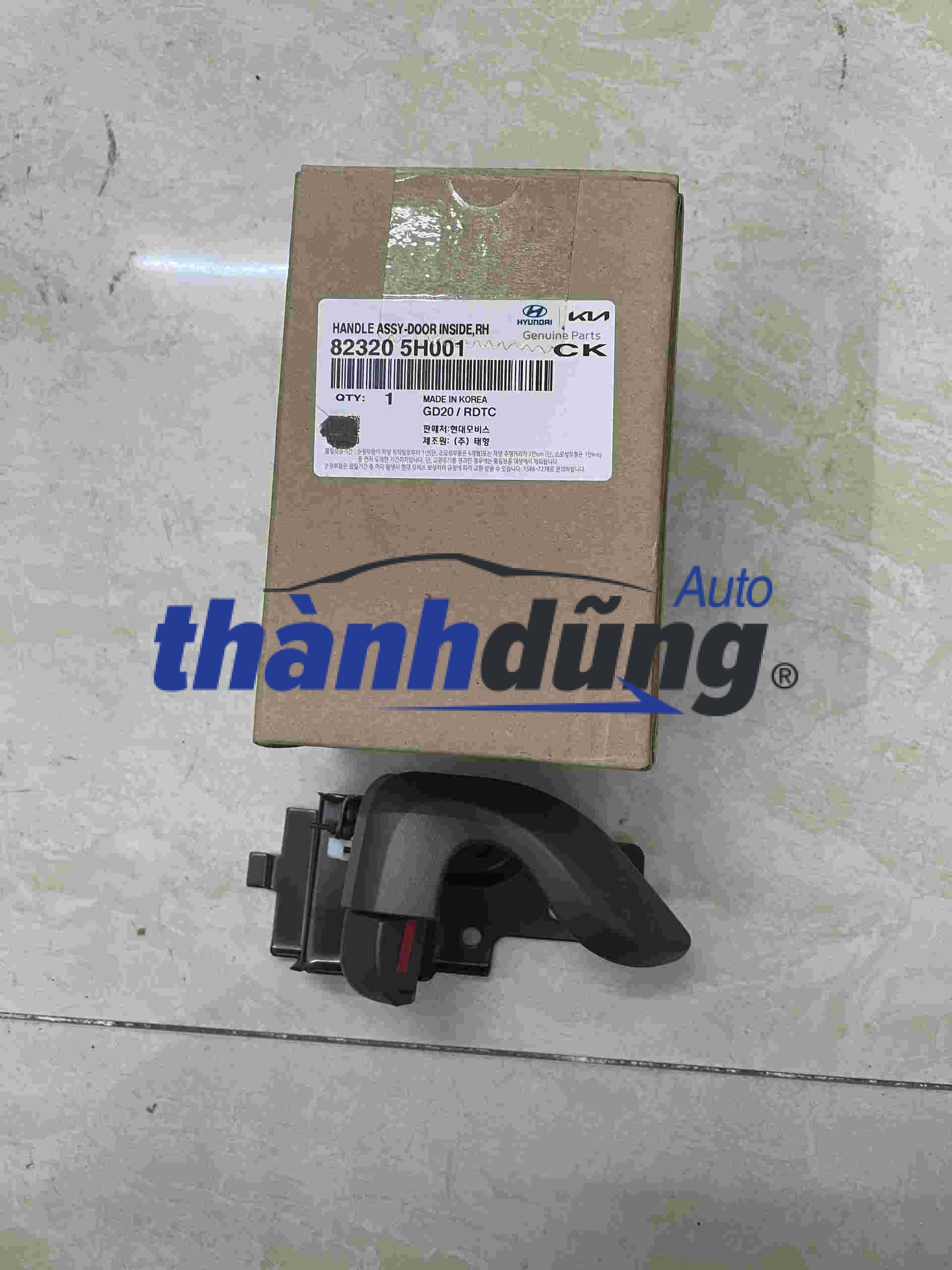 TAY MỞ CỬA TRONG HYUNDAI HD72, HD78