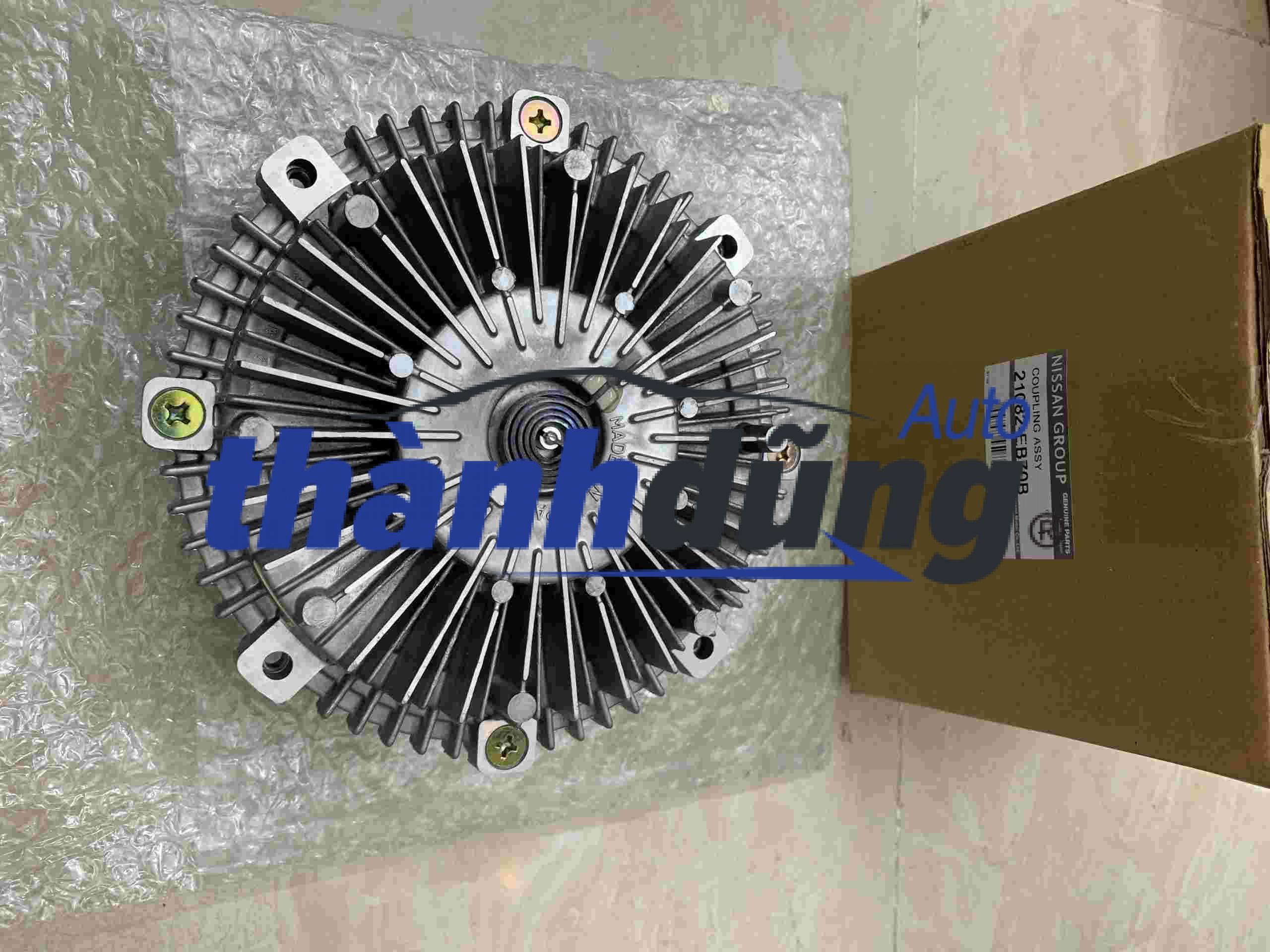 LY TÂM QUẠT NISSAN NAVARA