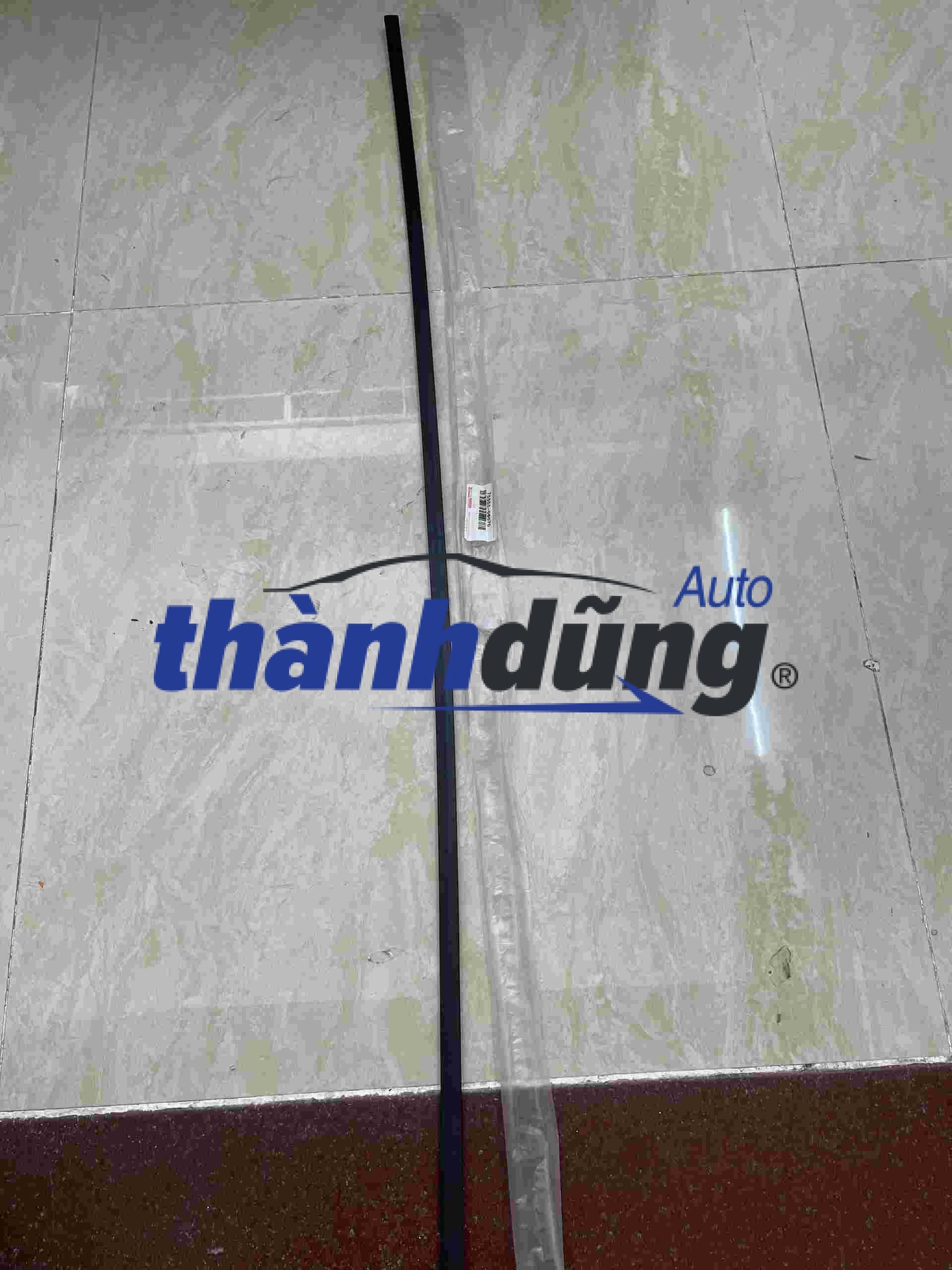 NẸP CHÂN KÍNH TOYOTA CAMRY