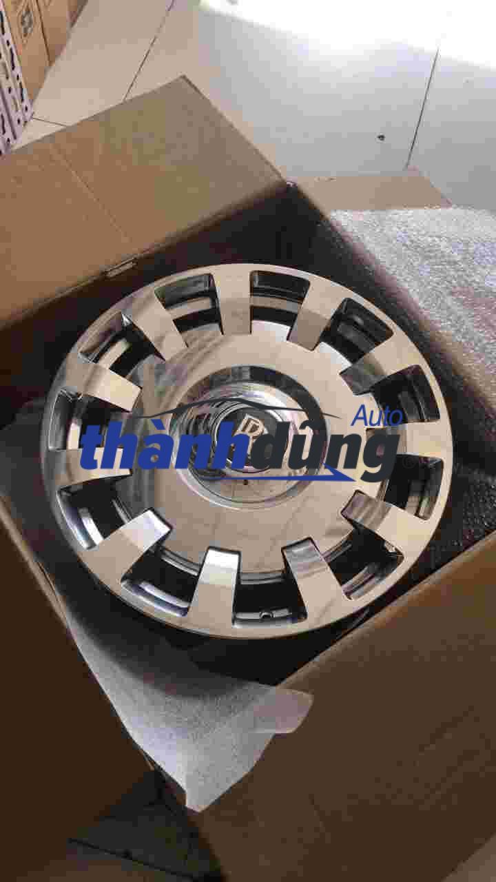 LA ZĂNG ROLL ROYCE GHOST